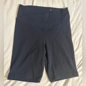 Old Navy Crossover Bike Shorts High Rise Black Size M. NWOT